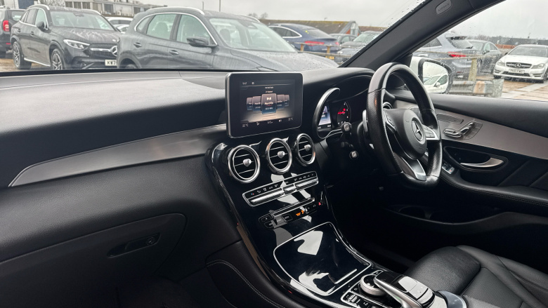 Mercedes-Benz GLC 220d 4Matic AMG Line Premium 5dr 9G-Tronic Diesel Estate